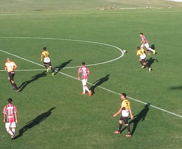 Sub-17 e Sub-20 garantem vitórias
