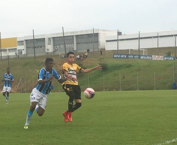 Sub-17 supera o Grêmio em jogo treino