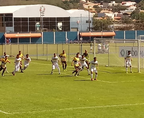 Sub-17 vence mais uma na Taça BH
