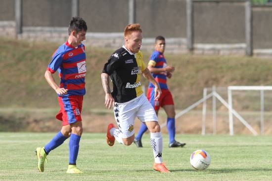 Sub-20 encara batalha em Mafra