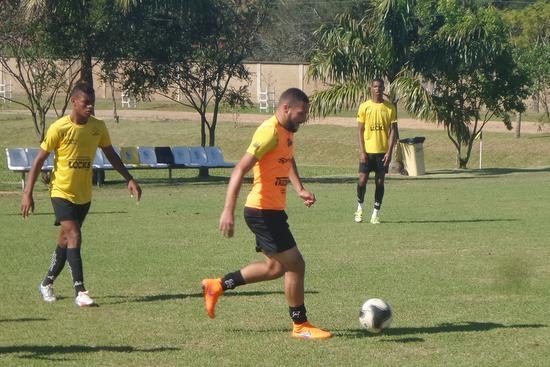 Sub-20 luta por liderança