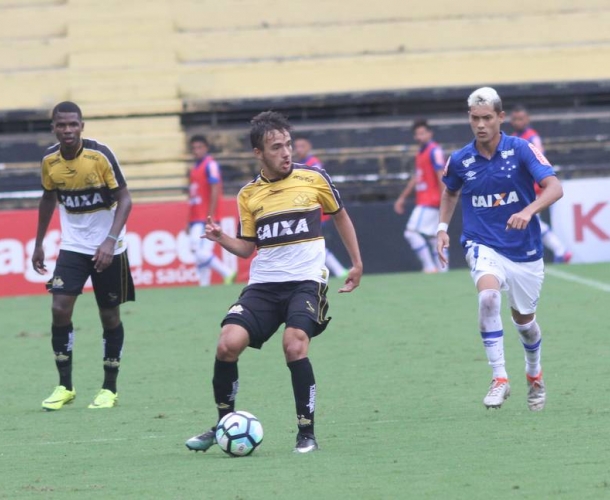 Sub-20 luta por vaga na segunda fase