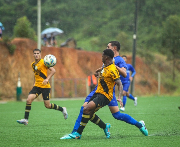 Sub-20 tem o primeiro resultado negativo no Estadual 