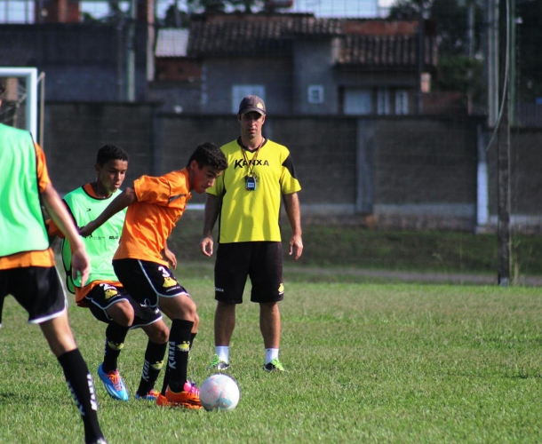 Sub-14 do Tigre se prepara para a Copa Cidade Verde