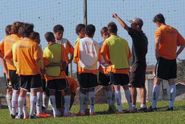 Sub-15 do Criciúma estreia no Catarinense 