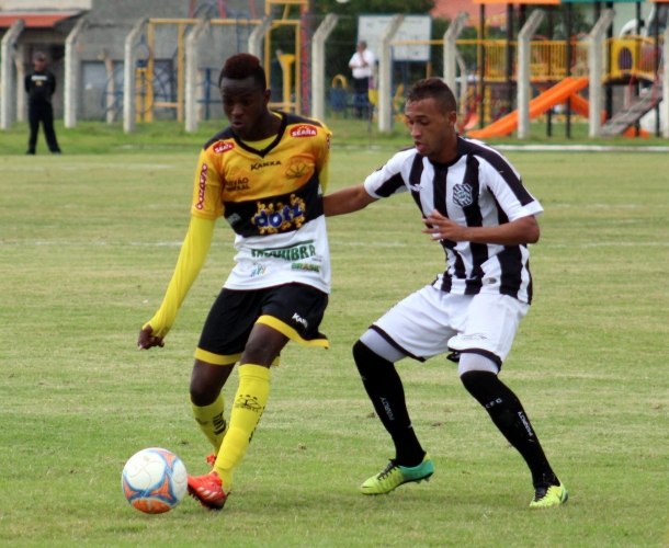 Sub-17 empata com o Figueirense