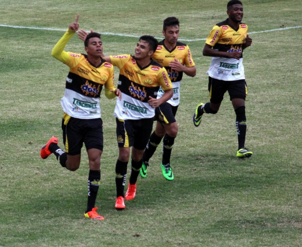 Sub-20 vence o Figueirense