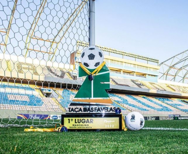 Técnico do Sub-11 presente na final da Taça das Favelas 