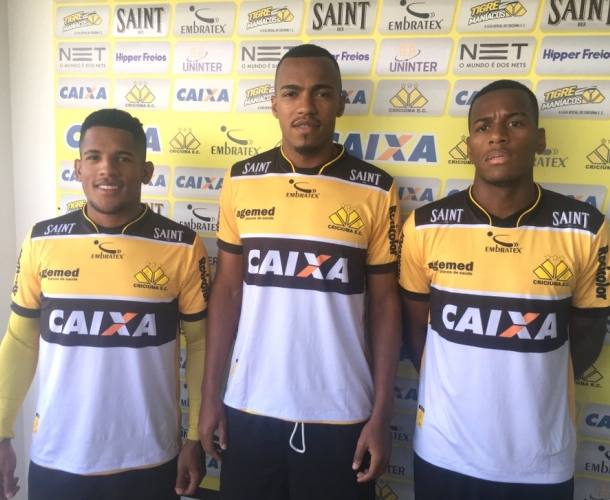 Tigre apresenta três reforços