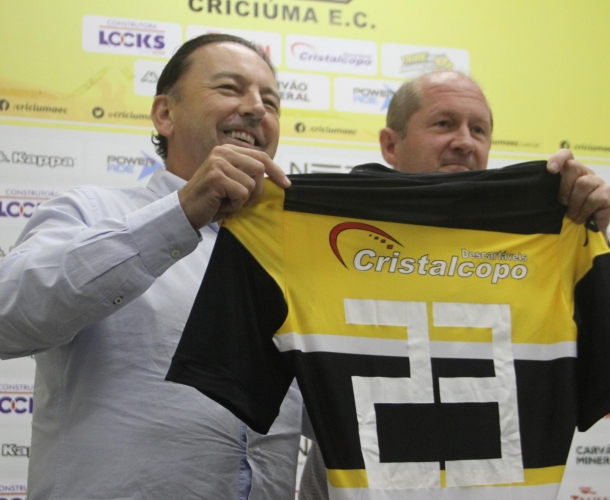 Tigre assina com patrocinador e lança novo uniforme