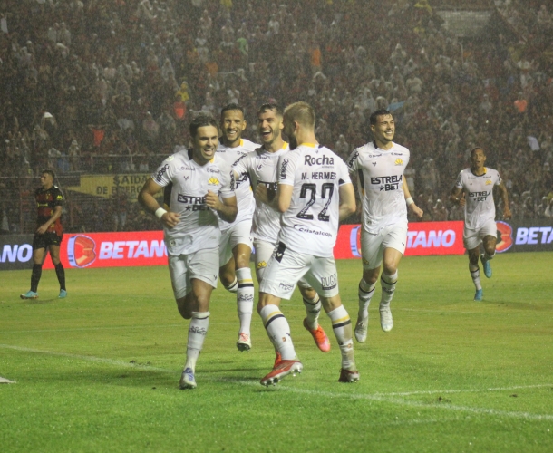 Tigre busca o empate na Ilha do Retiro