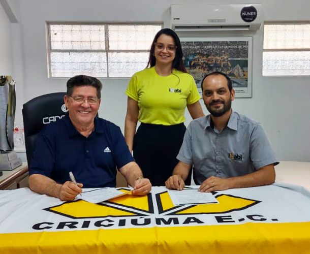 Tigre e Isabi Dedetizadora renovam parceria