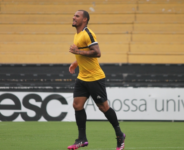 Tigre faz treinamento no Heriberto Hülse