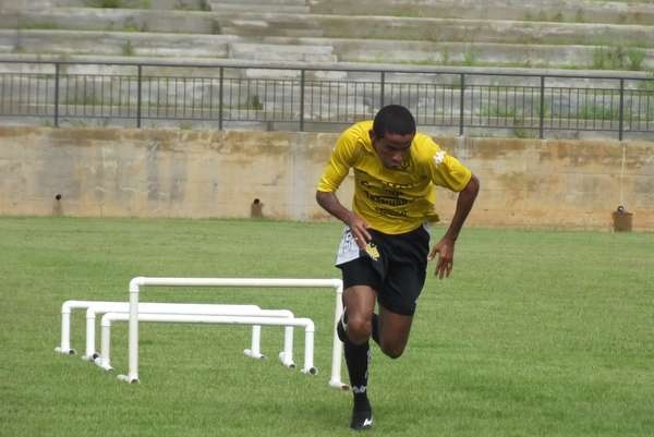 Tigre intensifica o treinamento físico