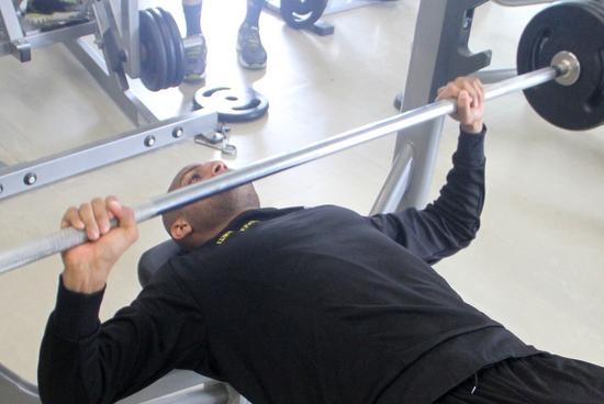 Tigre realiza treino de força