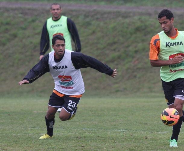 Tigre treina forte antes de amistoso