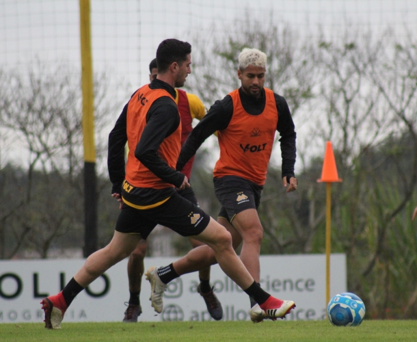 Treino no CT e início da viagem para Juiz de Fora