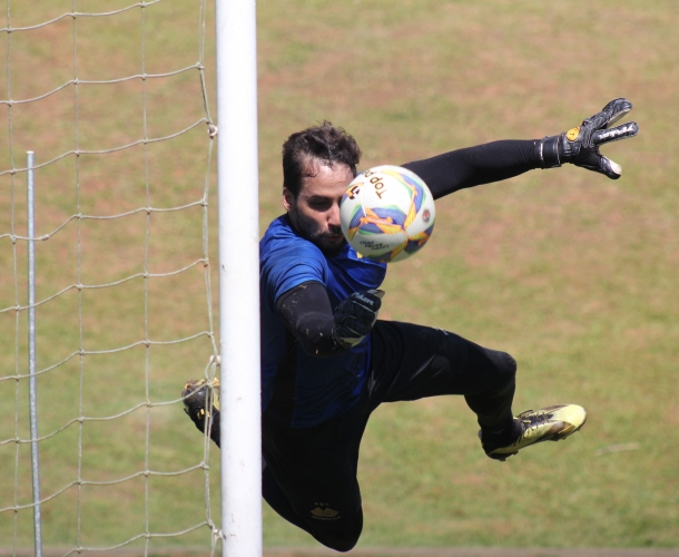 Treino técnico e tático na manhã de domingo