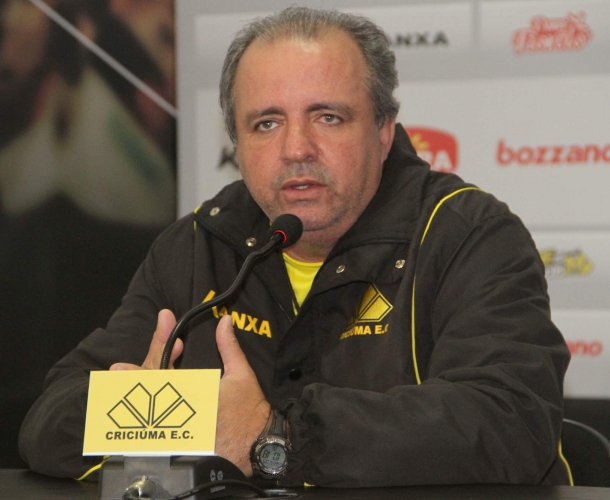 Vadão quer sequência positiva