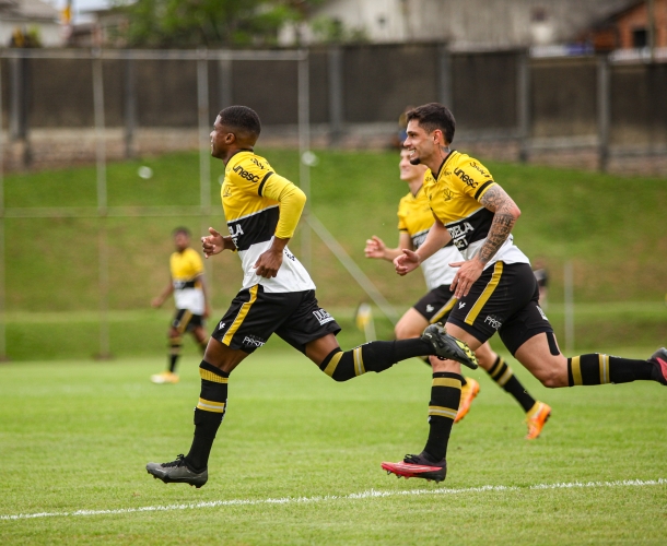 Vitória contra o Caravaggio mantém o 100% na Copa SC 