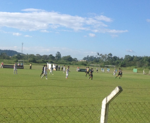 Vitórias carvoeiras no Sub-15 e Sub-17