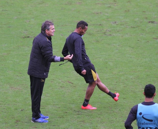 Winck comanda primeira atividade de campo