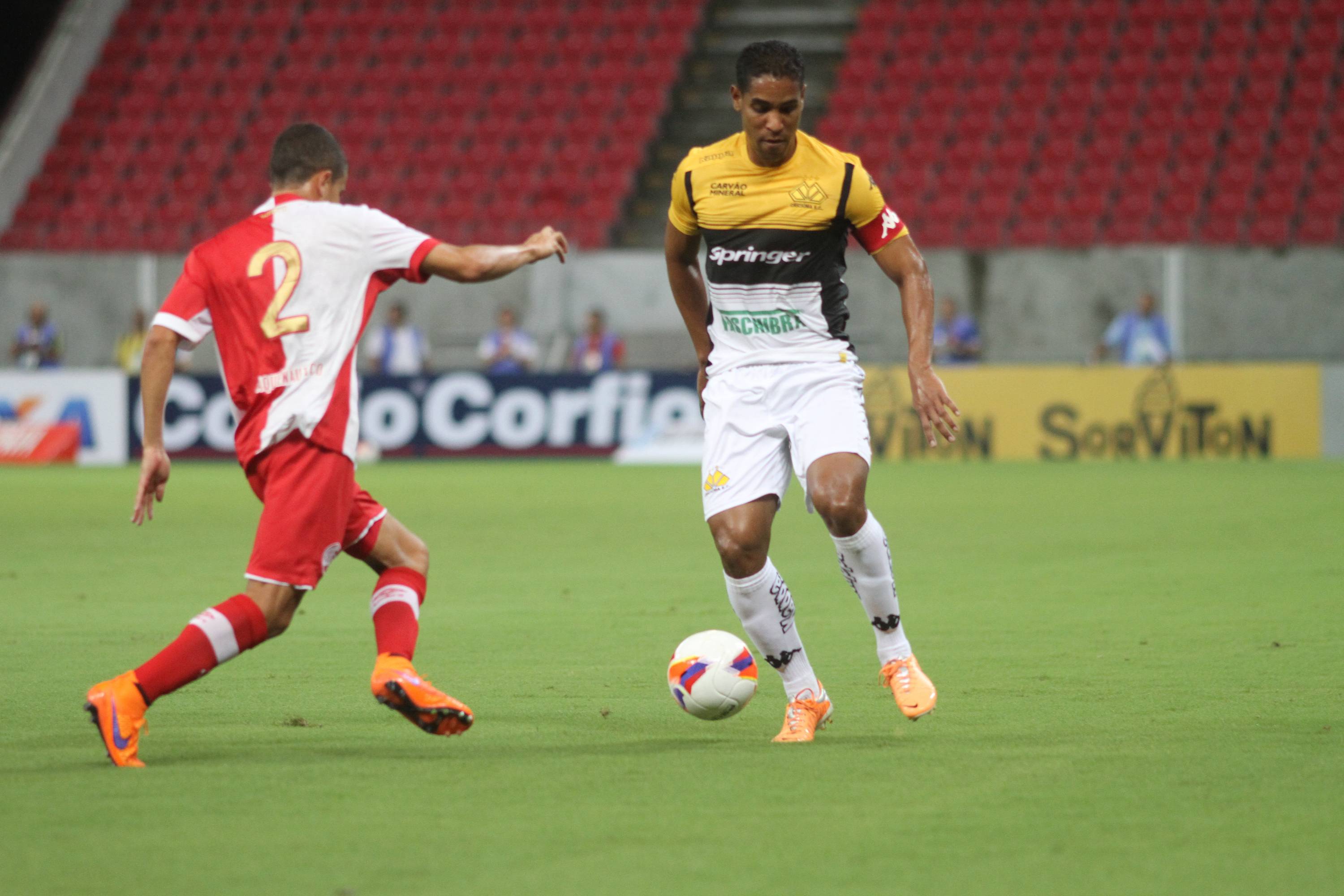 Cleber Santana rescinde com o Criciúma