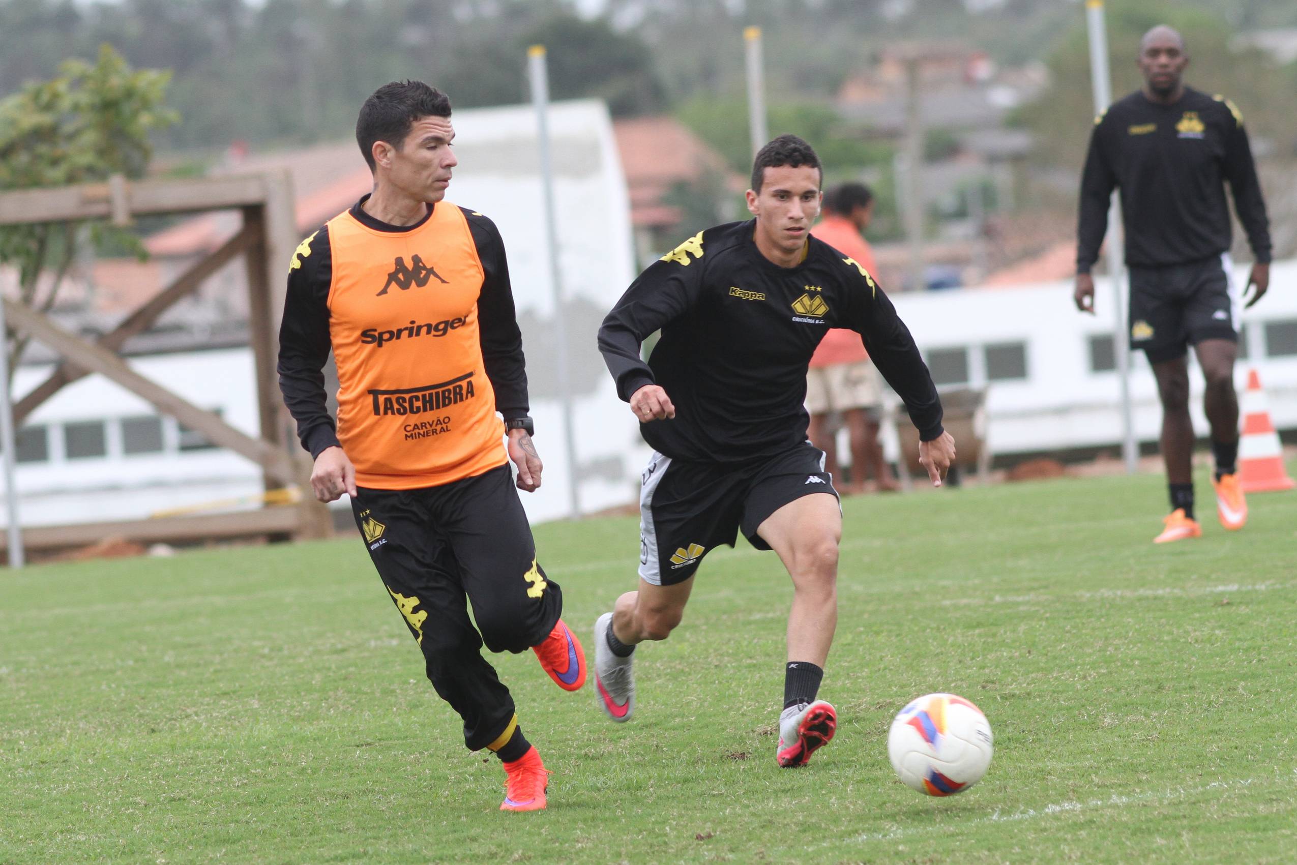Tigre ajusta o time para duelo de sexta