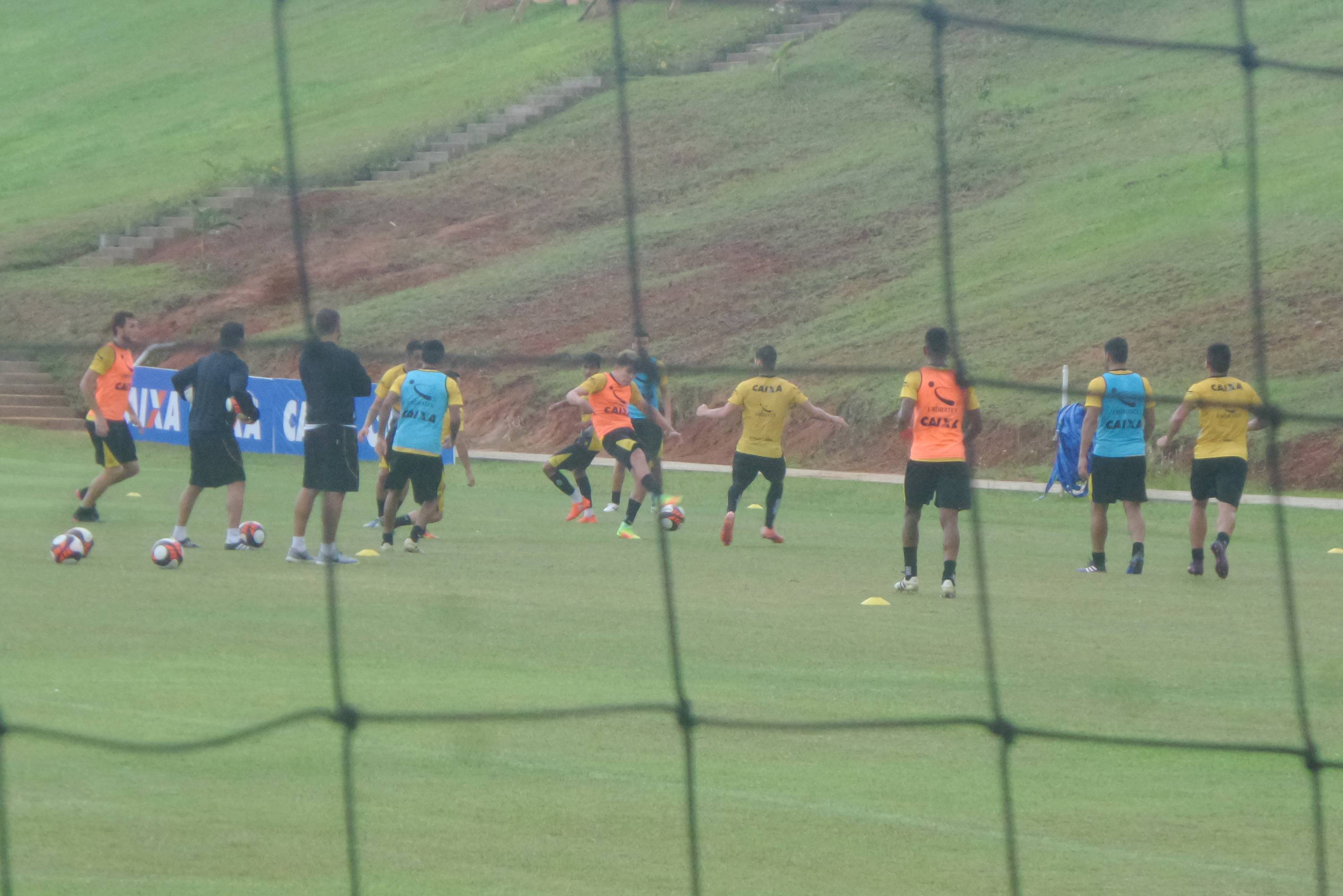 Treino do Criciúma no CT - 27/03