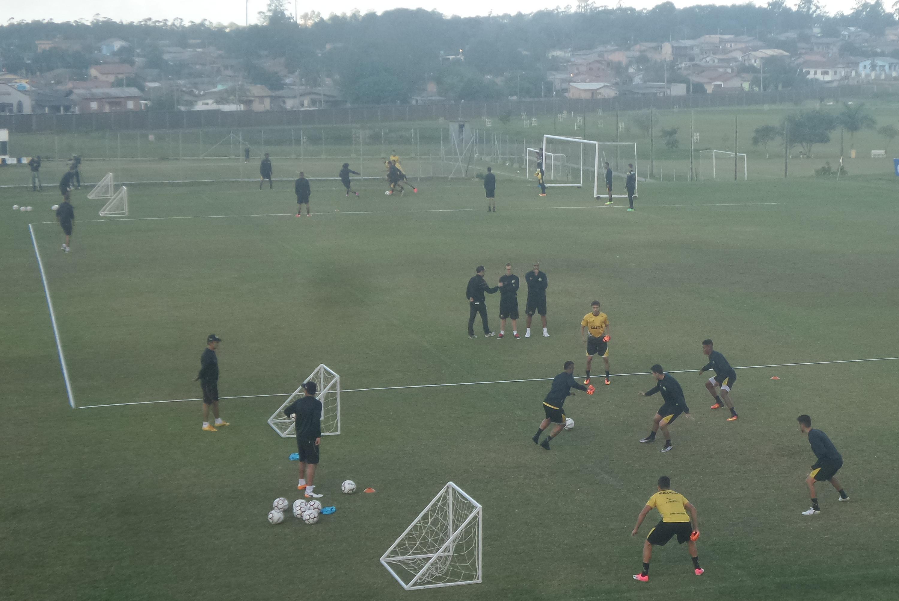 Treino do Criciúma no CT - 16/05