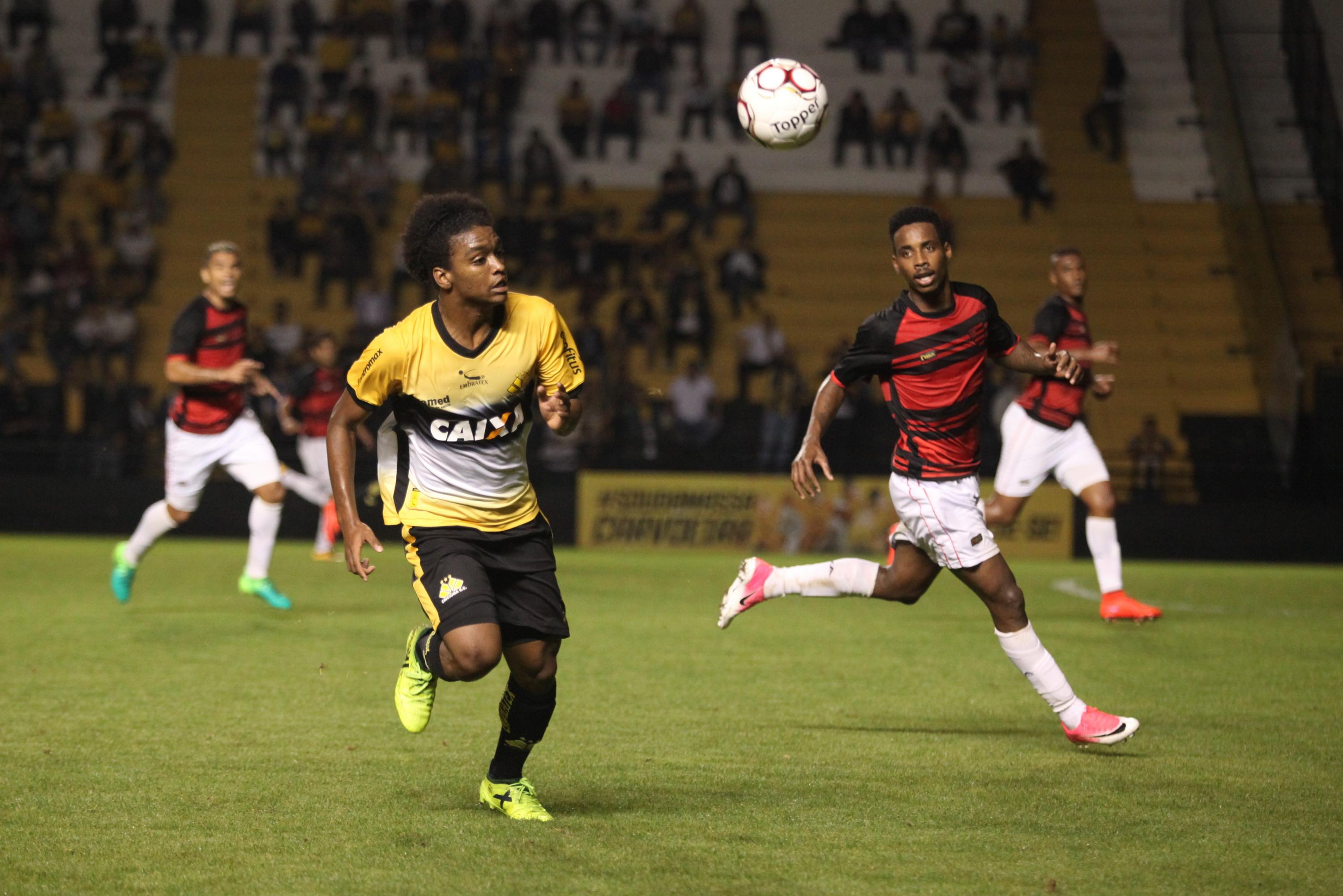 Fotos: Criciúma x Oeste - 18/08