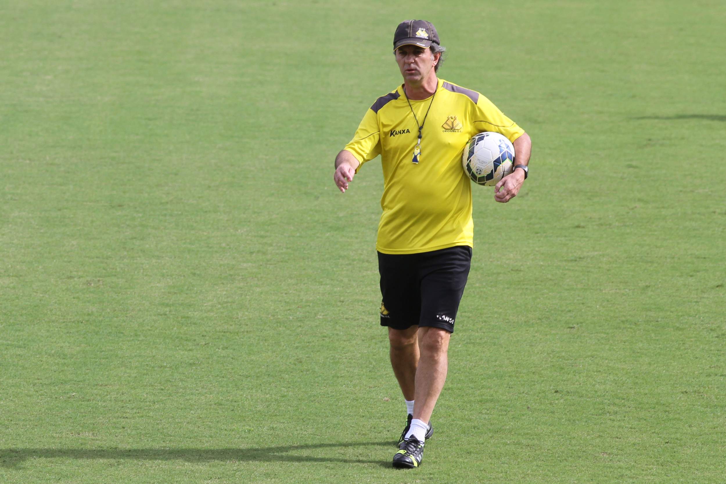 Criciúma treina coletivo no HH