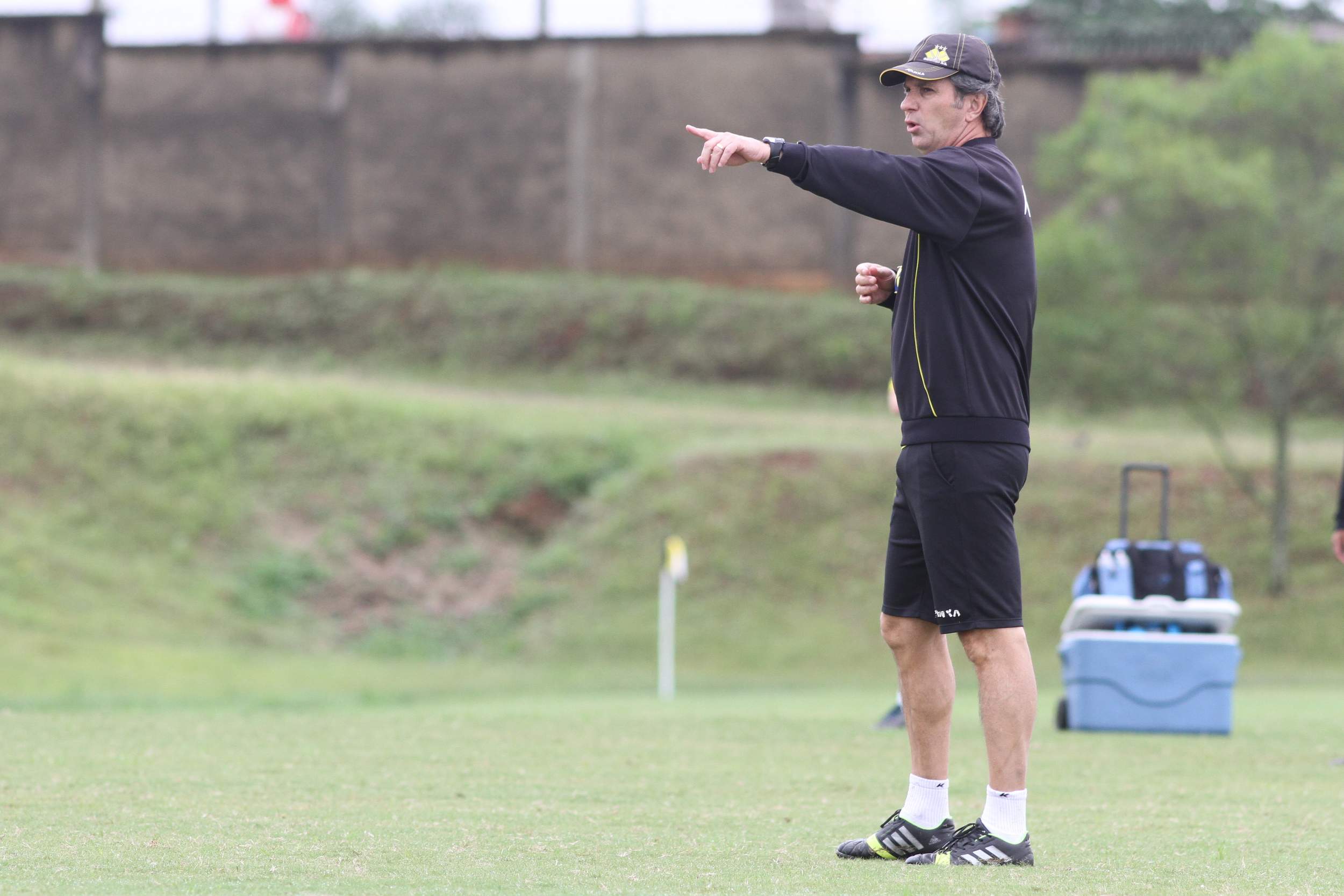Criciúma realiza treino técnico no CT