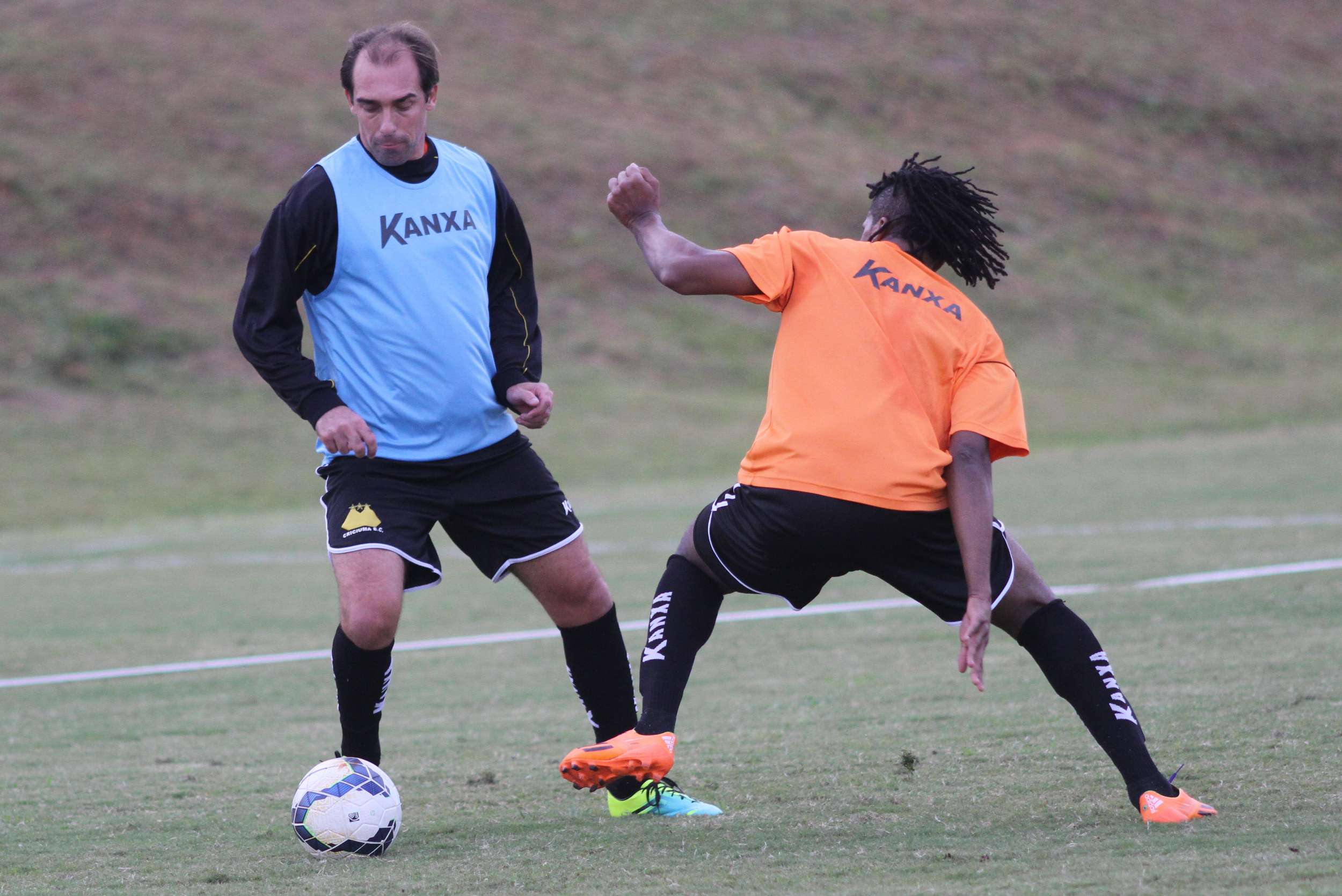 Reapresentação com treino técnico no CT