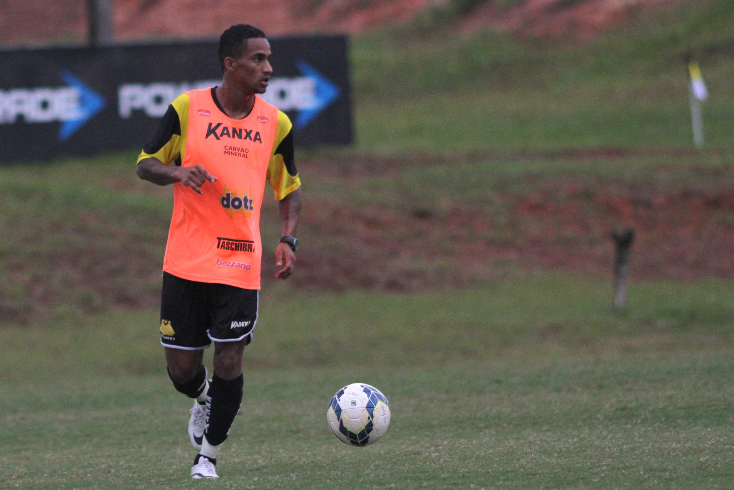 Treino coletivo na reapresentação do elenco