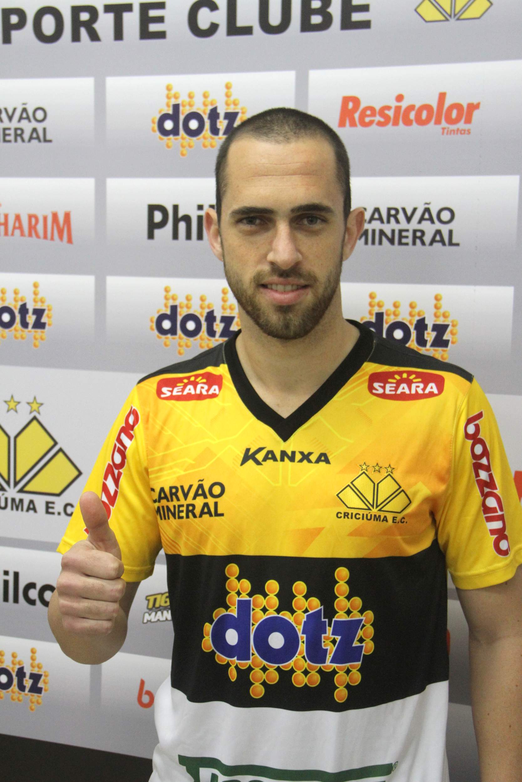 Criciúma contrata meia Rafael Costa