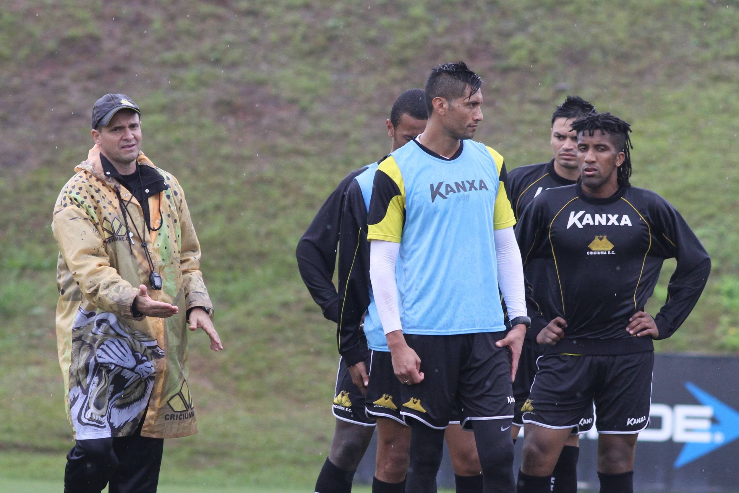 Tigre encara Novo Hamburgo em jogo treino
