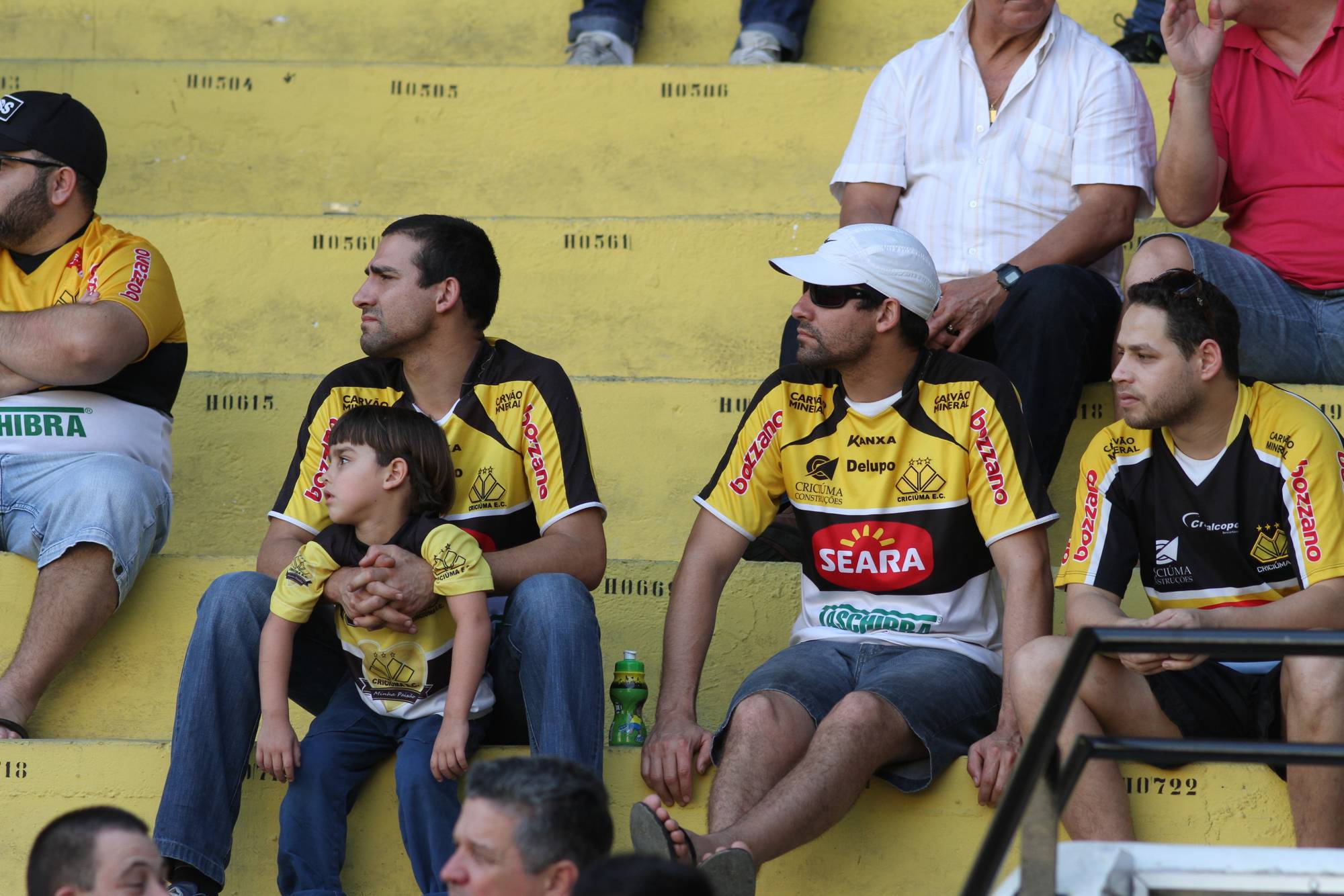 Torcida revê o Tigre em jogo treino