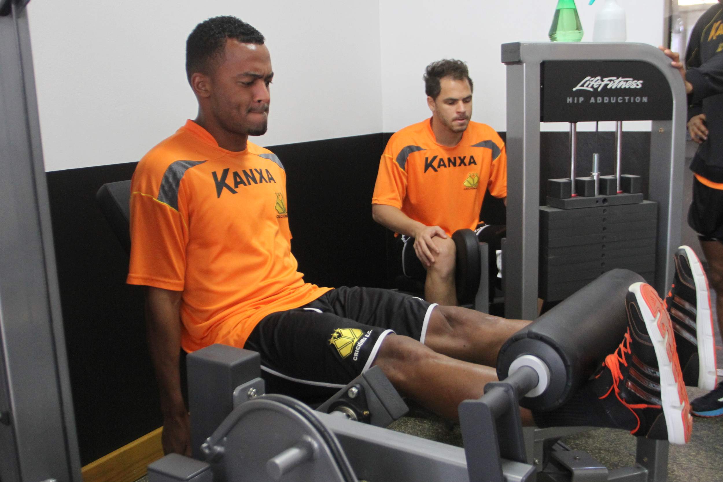 Reapresentação com trabalhos no HH e no CT