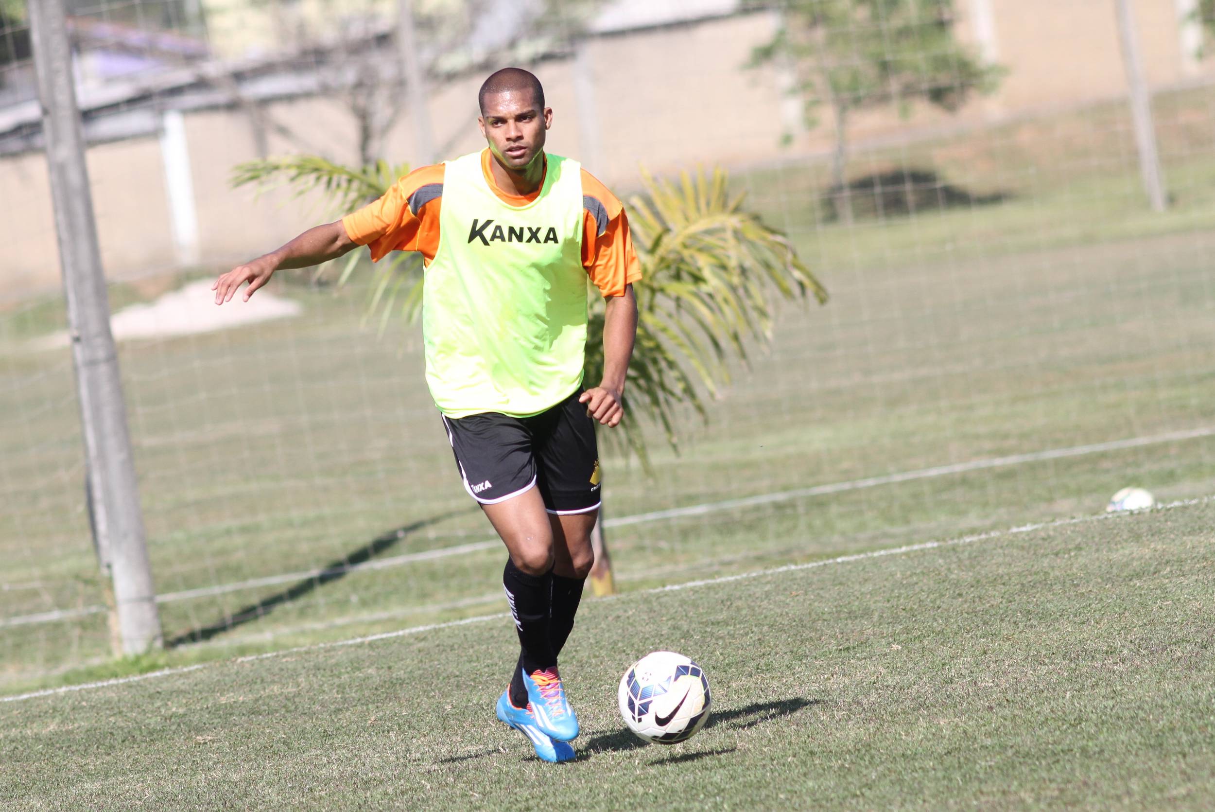 Criciúma treina em ritmo acelerado