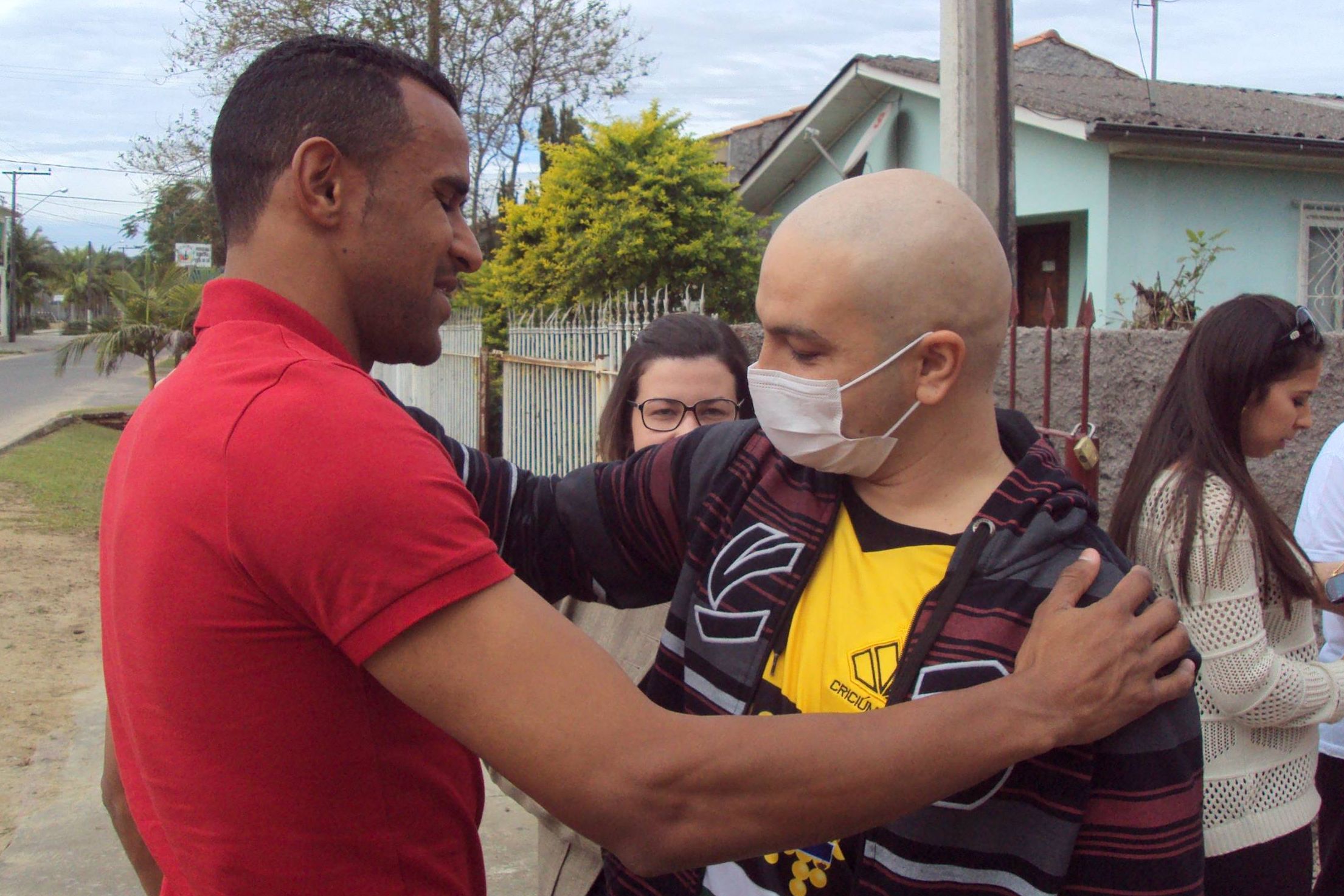 Serginho visita torcedor com leucemia