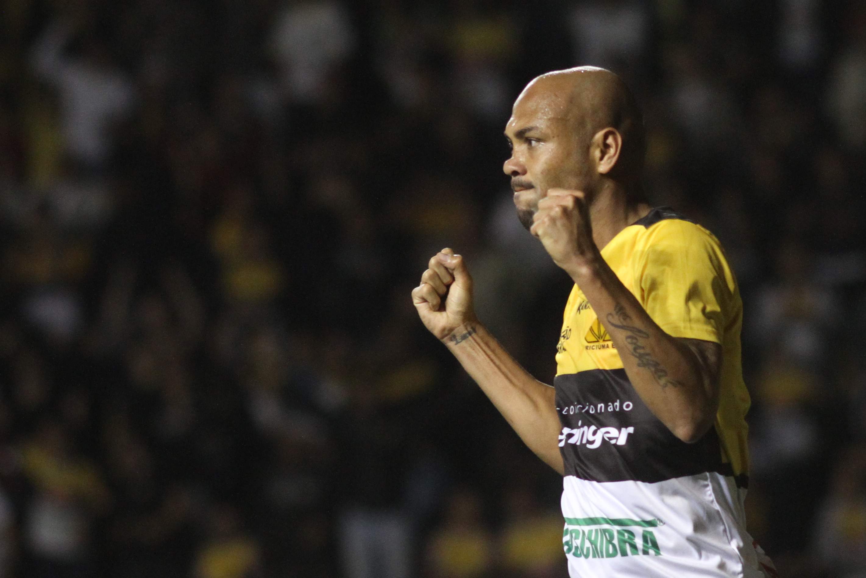 Criciúma bate o Atlético (MG) no HH