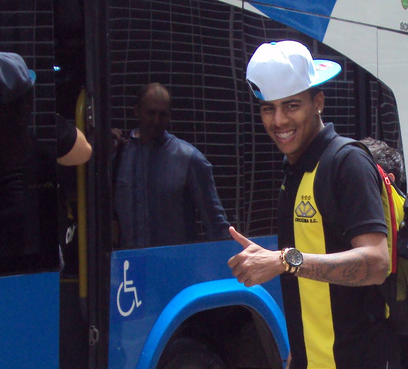 Criciúma embarca para Curitiba (PR)