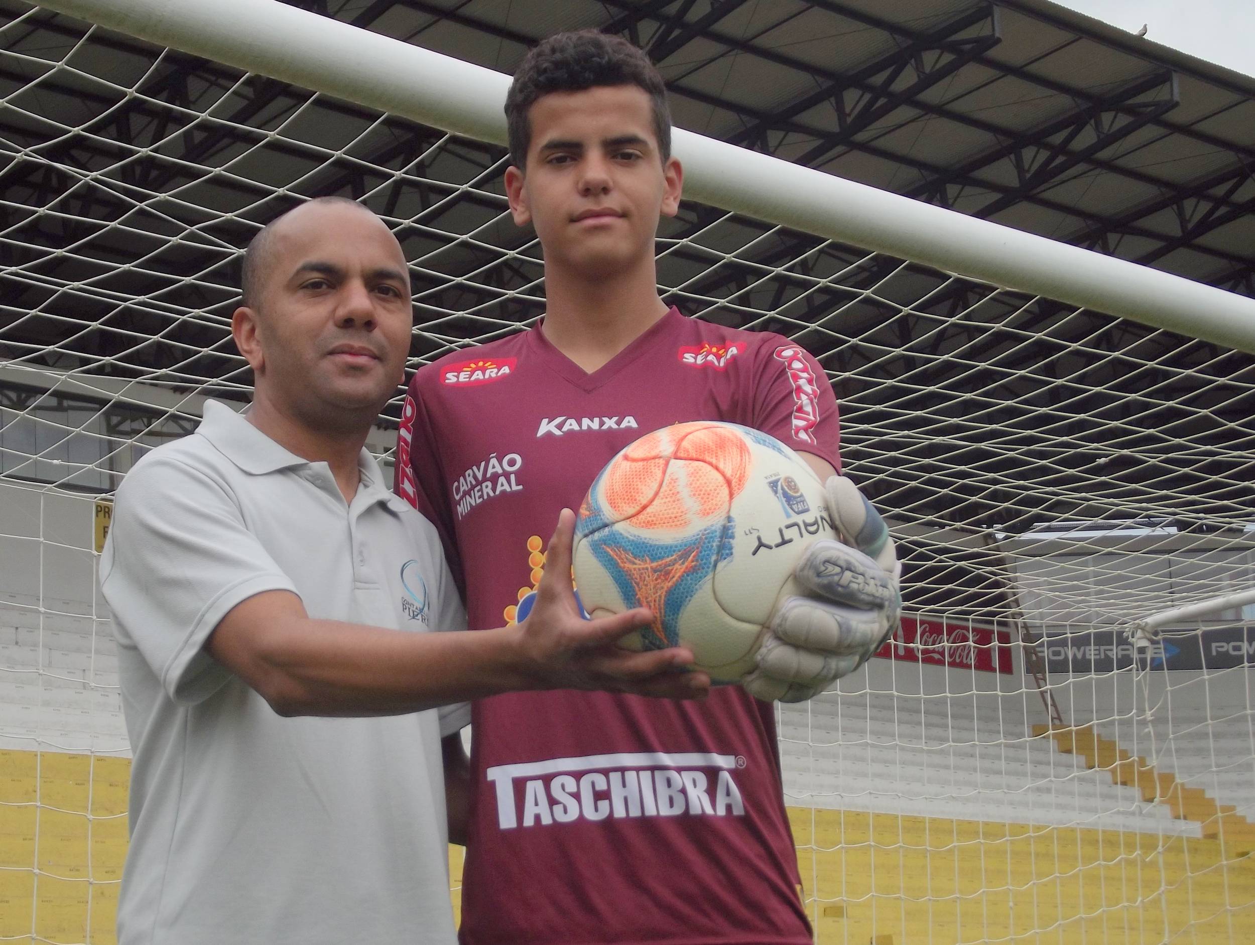 Goleiro é convocado para a Seleção  Sub-15