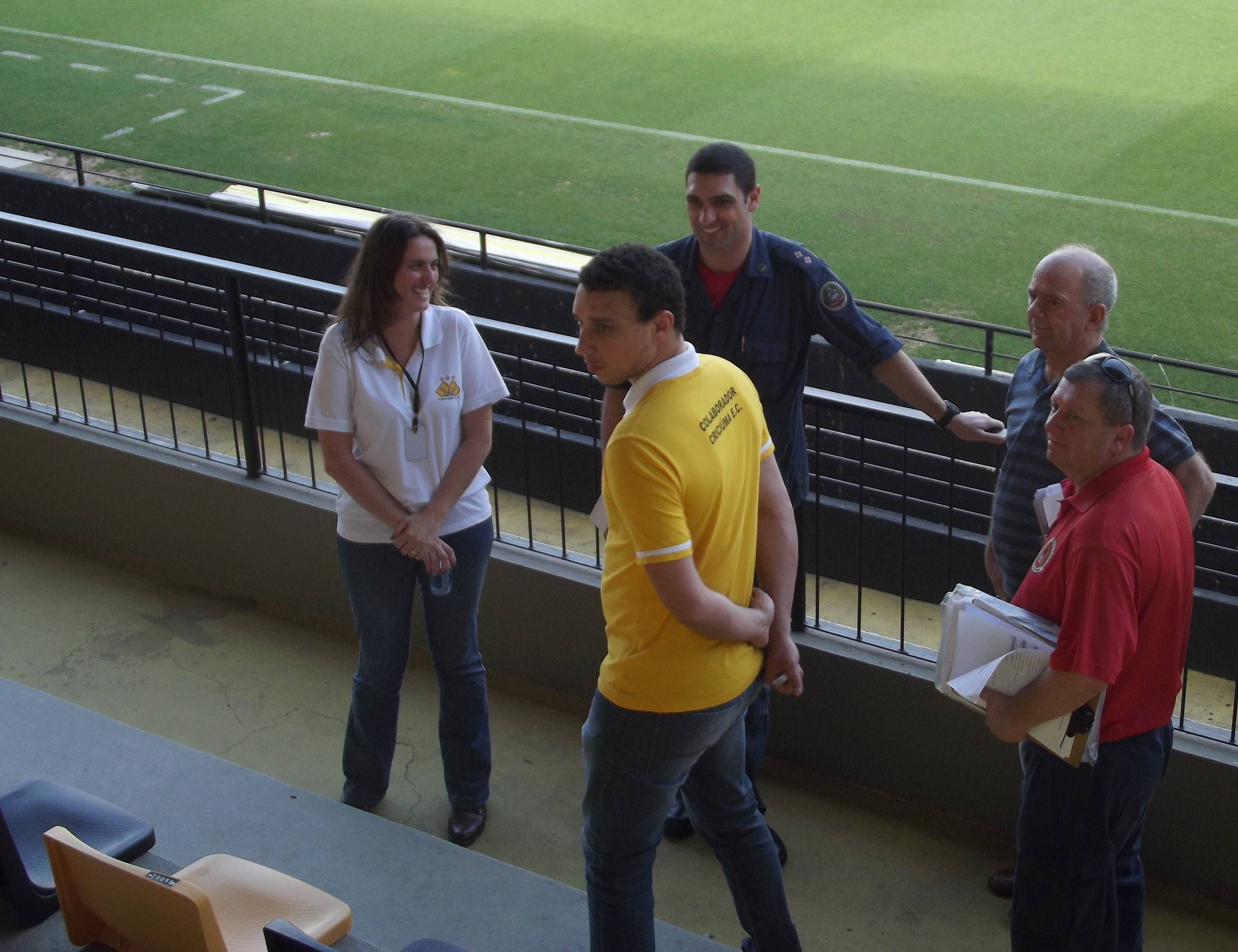 Corpo de Bombeiros vistoria o Heriberto Hülse