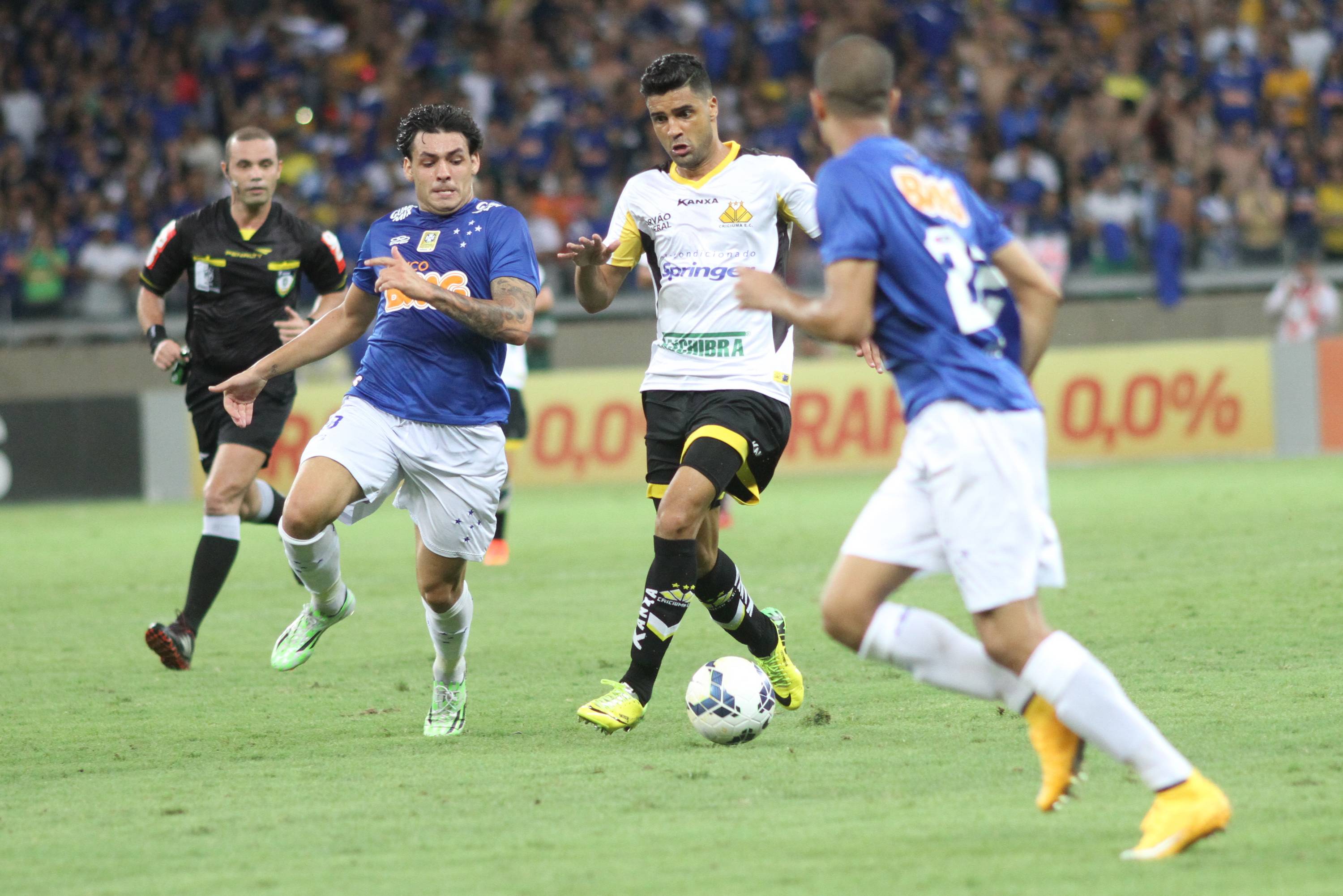 Tigre perde para o Cruzeiro no Mineirão  