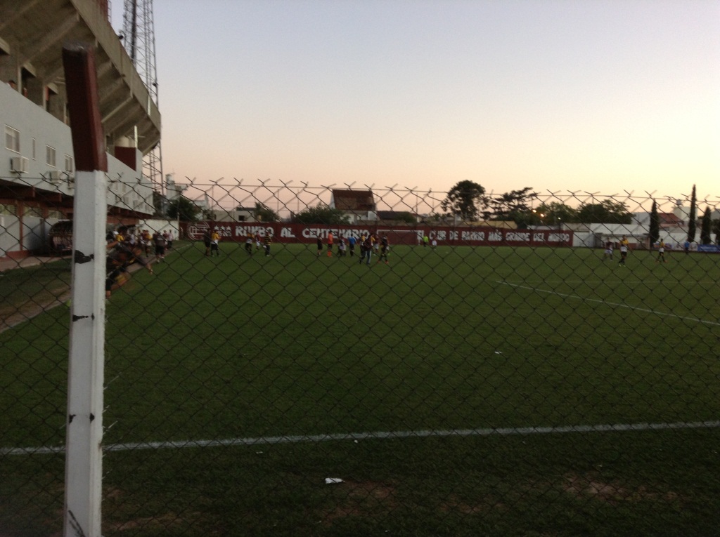 Base do tigre vence o lanus da colômbia
