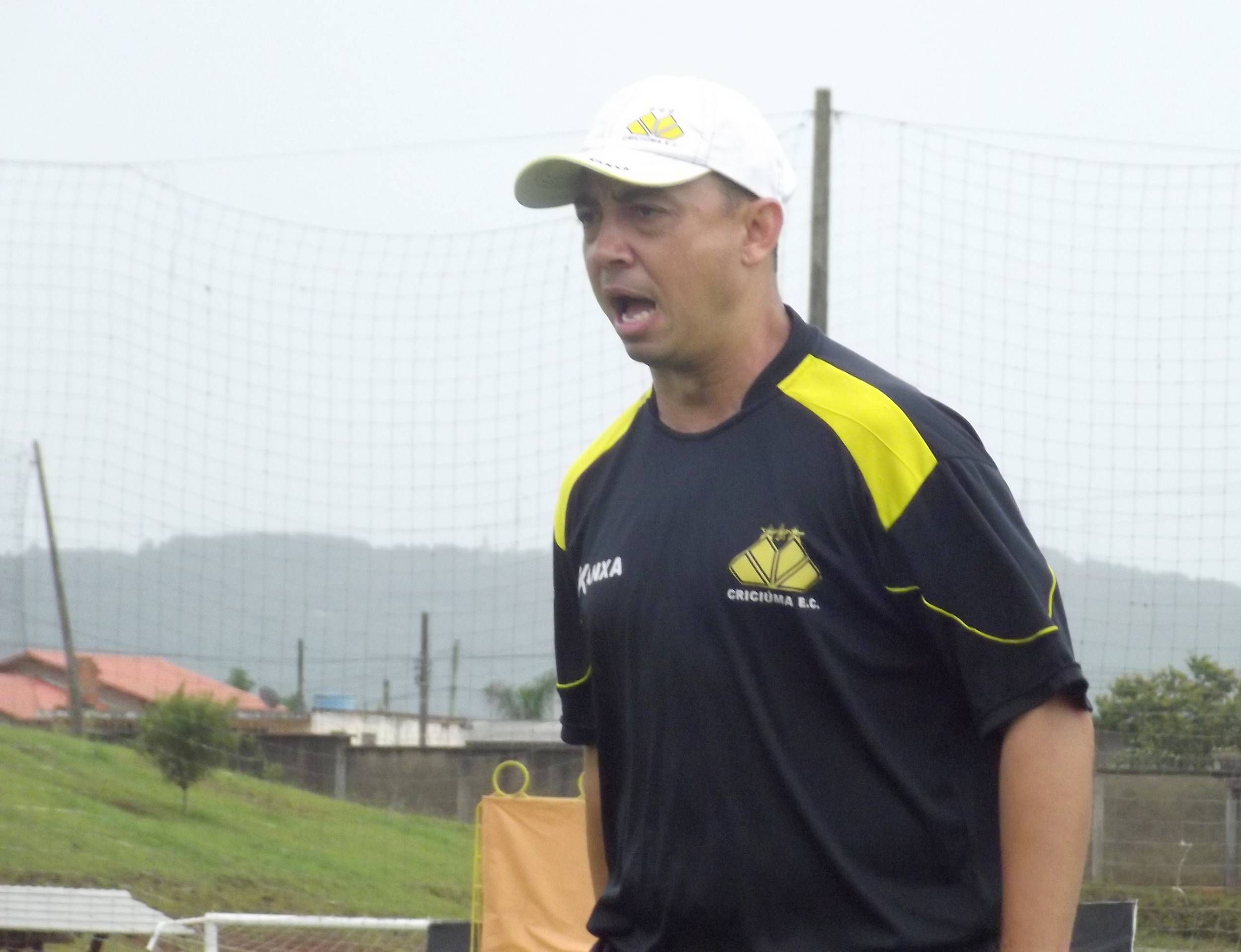 Alexandre aponta adversários difíceis em Santiago