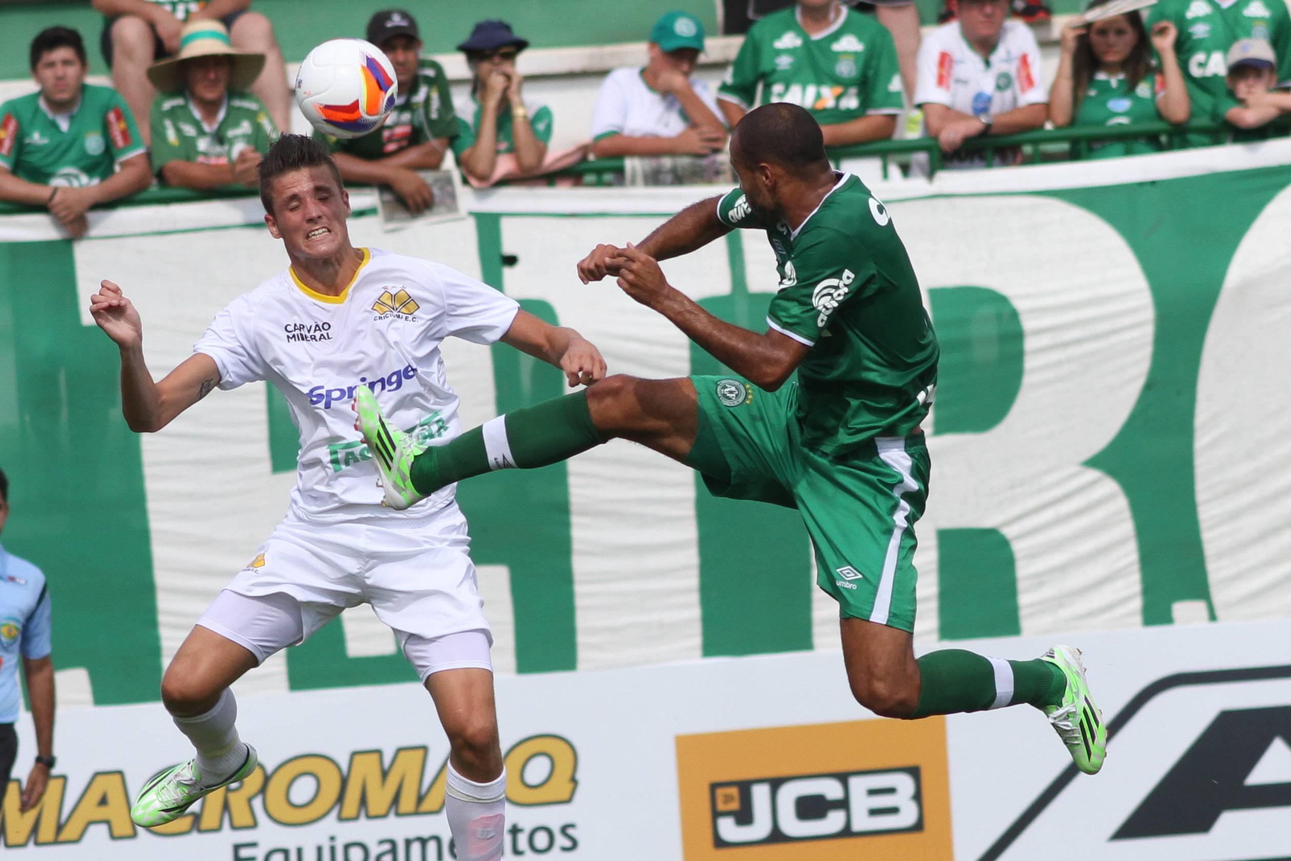 Criciúma perde a primeira no Catarinense