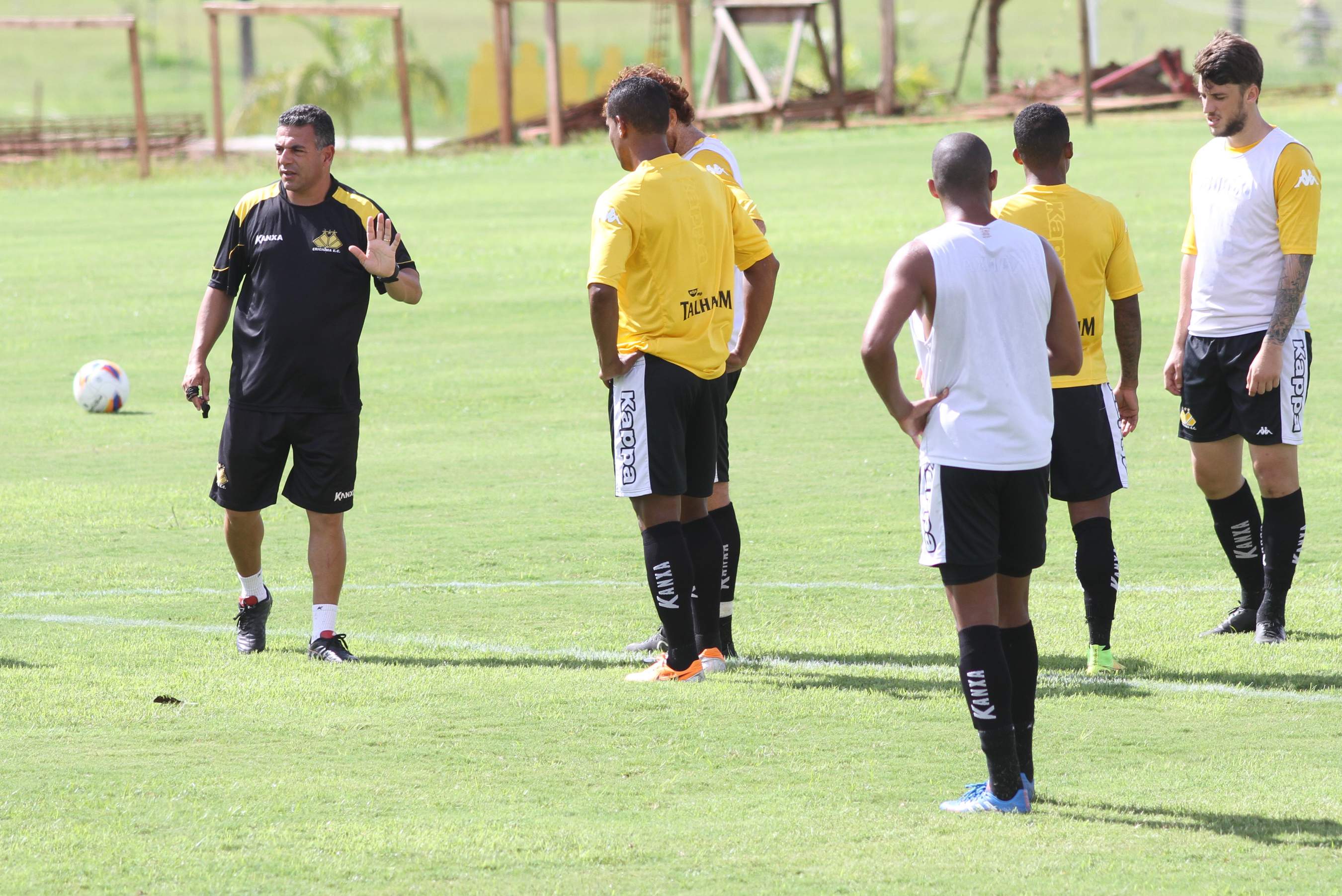 Em Florianópolis, Tigre enfrenta o Figueirense